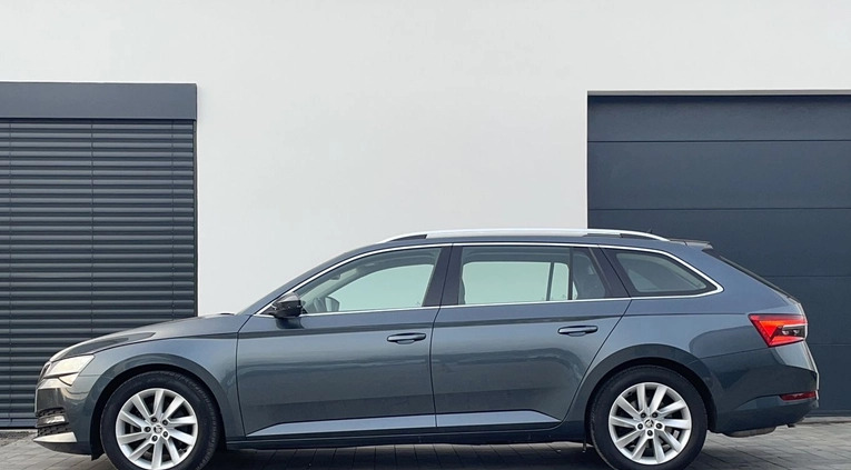 Skoda Superb cena 134900 przebieg: 77880, rok produkcji 2021 z Radymno małe 631